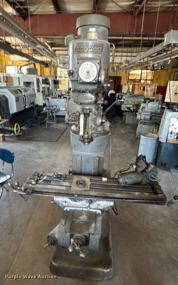 image for item DU9871 Bridgeport 143822 milling machine