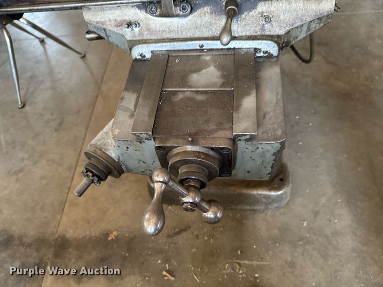 image for item DU9871 Bridgeport 143822 milling machine