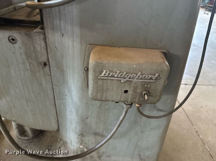 image for item DU9871 Bridgeport 143822 milling machine