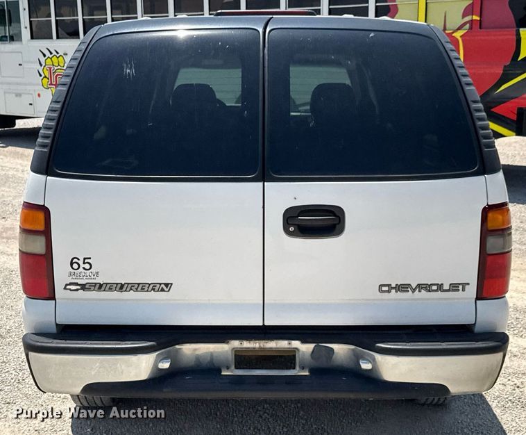 image for item DU9872 2001 Chevrolet Suburban 1500 SUV