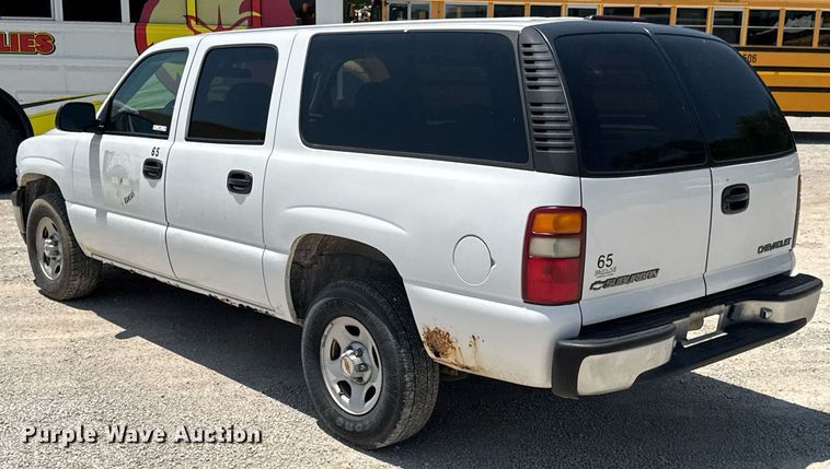 image for item DU9872 2001 Chevrolet Suburban 1500 SUV