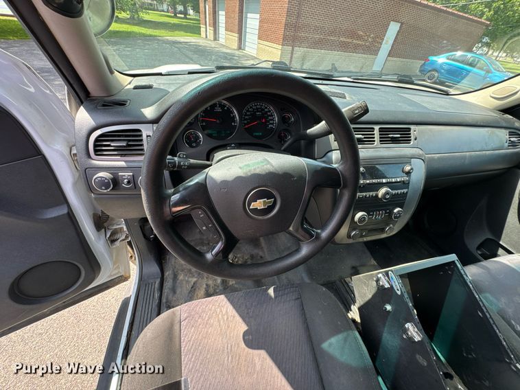 image for item DU9873 2014 Chevrolet Tahoe Police SUV