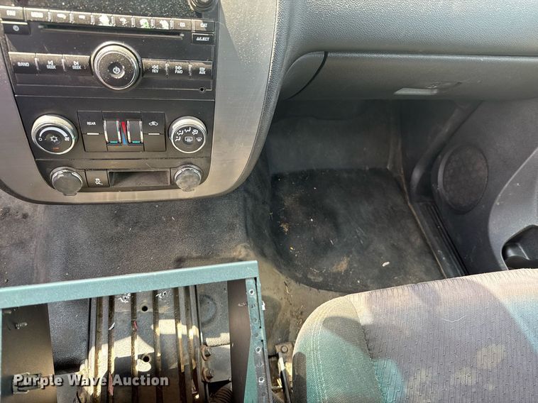 image for item DU9873 2014 Chevrolet Tahoe Police SUV