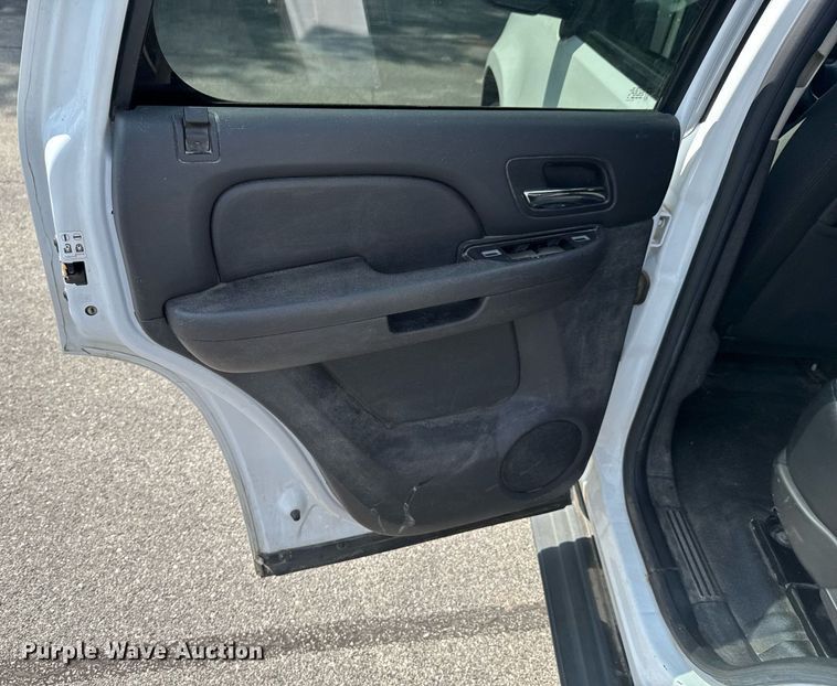 image for item DU9873 2014 Chevrolet Tahoe Police SUV