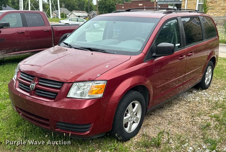 image for item DU9881 2010 Dodge Grand Caravan SE van