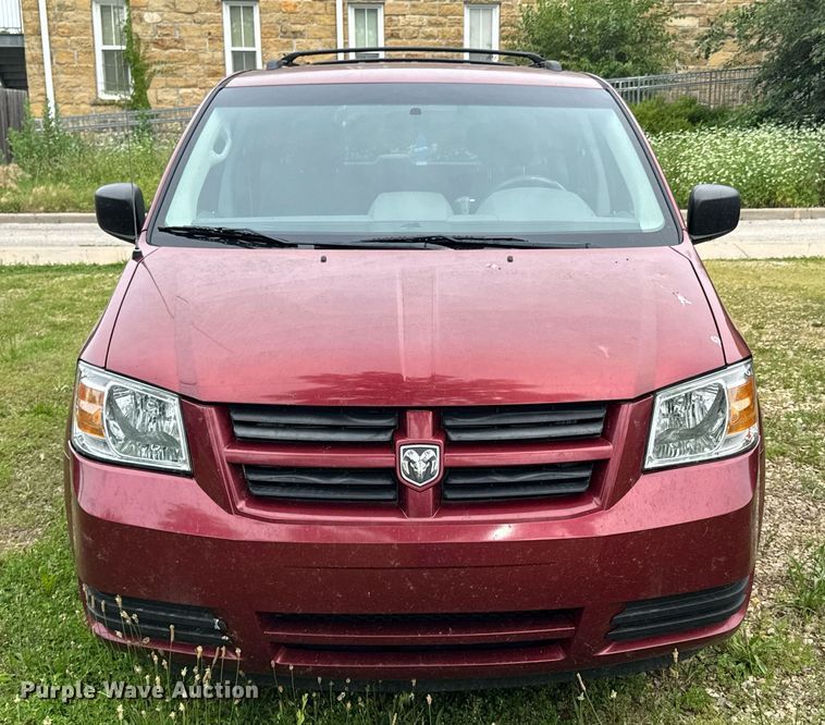 image for item DU9881 2010 Dodge Grand Caravan SE van