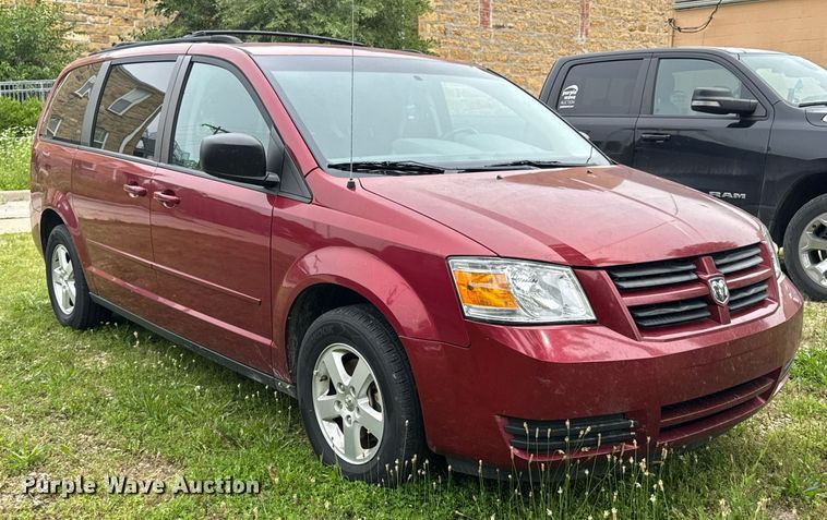 image for item DU9881 2010 Dodge Grand Caravan SE van