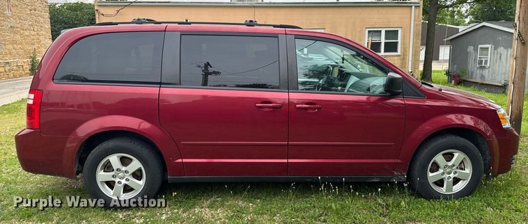 image for item DU9881 2010 Dodge Grand Caravan SE van