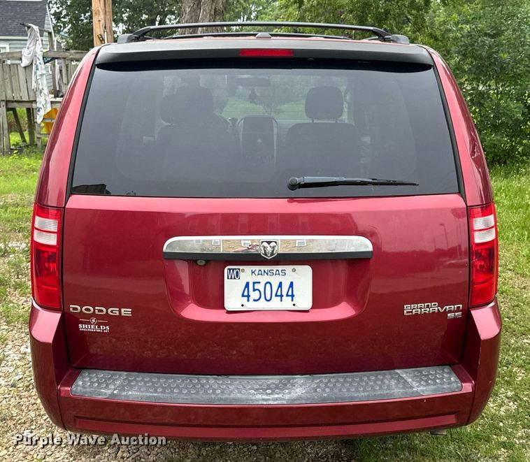 image for item DU9881 2010 Dodge Grand Caravan SE van