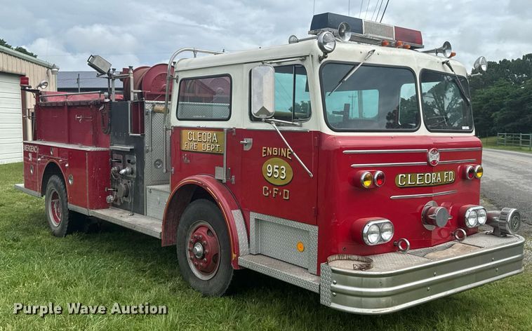 image for item DU9882 1975 Maxim Motor pumper fire truck
