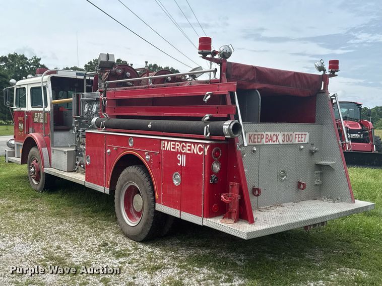 image for item DU9882 1975 Maxim Motor pumper fire truck
