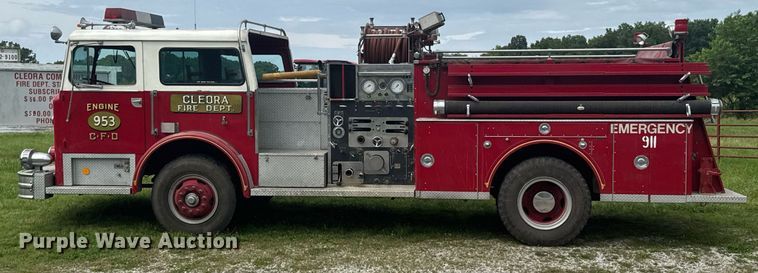 image for item DU9882 1975 Maxim Motor pumper fire truck
