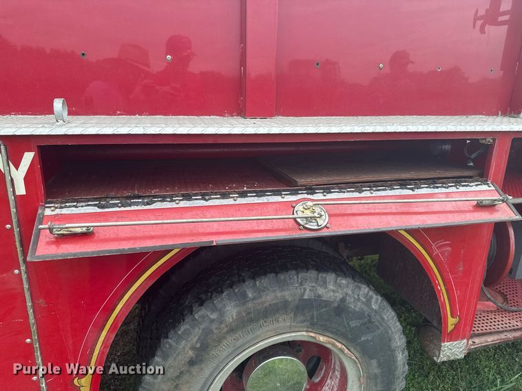 image for item DU9882 1975 Maxim Motor pumper fire truck