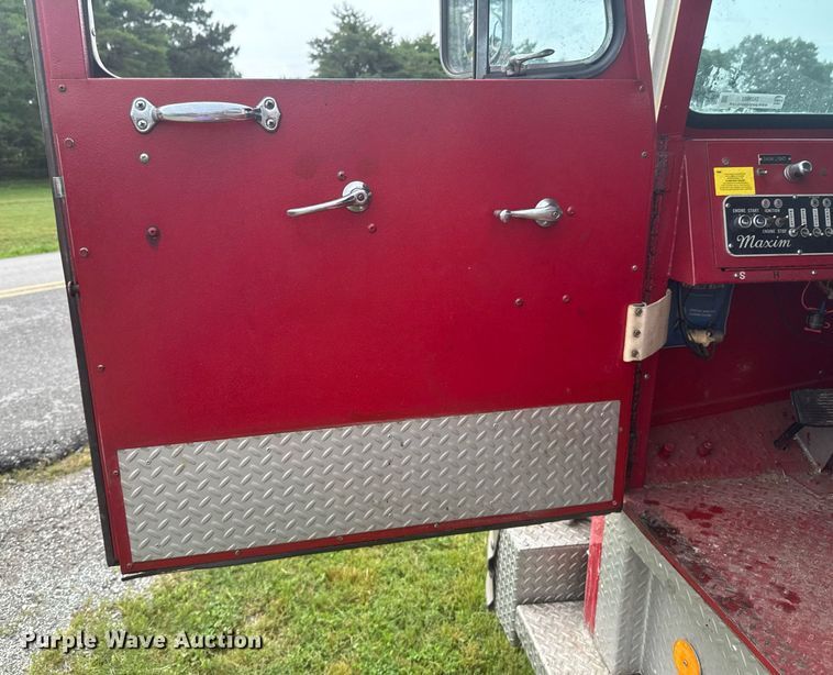 image for item DU9882 1975 Maxim Motor pumper fire truck