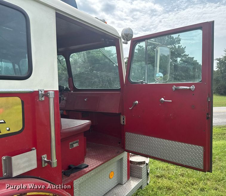 image for item DU9882 1975 Maxim Motor pumper fire truck