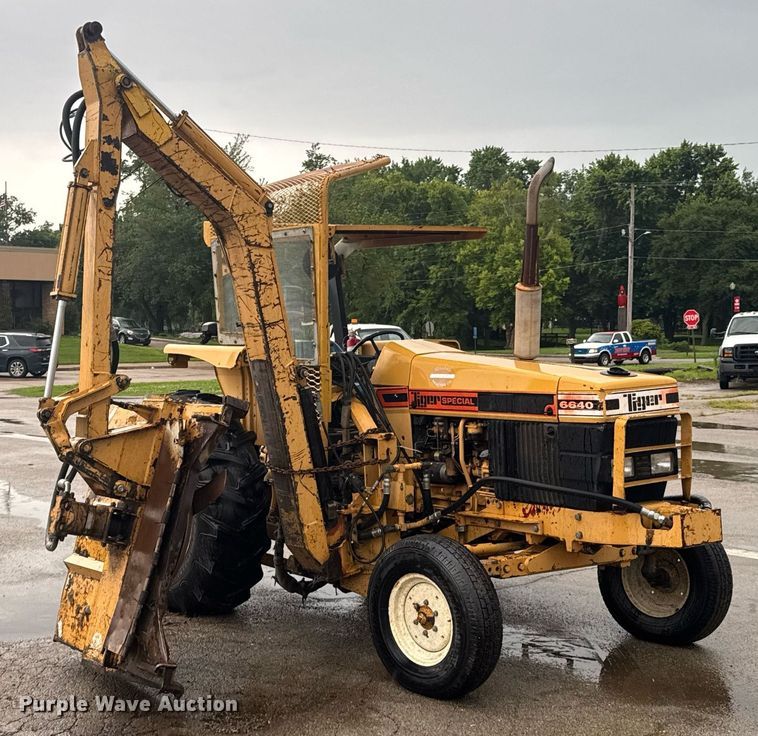 image for item DU9901 Tiger 6640 tractor