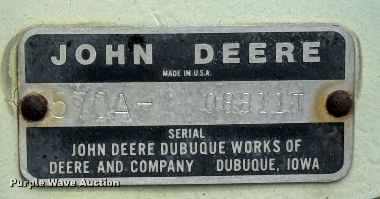 image for item DU9903 1981 John Deere JD570-A motor grader