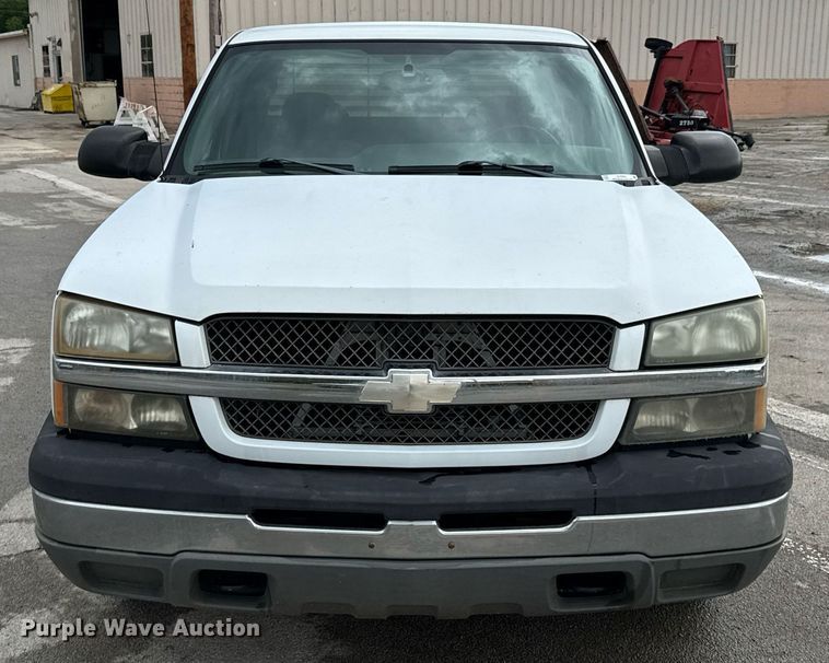 image for item DU9905 2005 Chevrolet Silverado 1500 Ext. Cab pickup truck