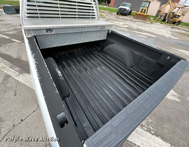 image for item DU9905 2005 Chevrolet Silverado 1500 Ext. Cab pickup truck