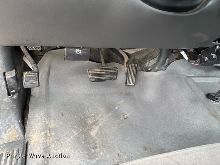 image for item DU9905 2005 Chevrolet Silverado 1500 Ext. Cab pickup truck