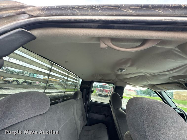 image for item DU9905 2005 Chevrolet Silverado 1500 Ext. Cab pickup truck