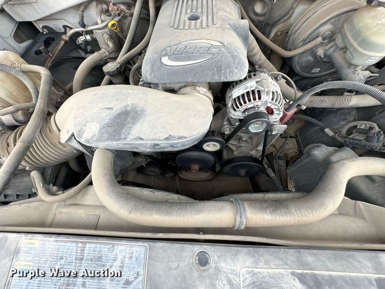 image for item DU9905 2005 Chevrolet Silverado 1500 Ext. Cab pickup truck