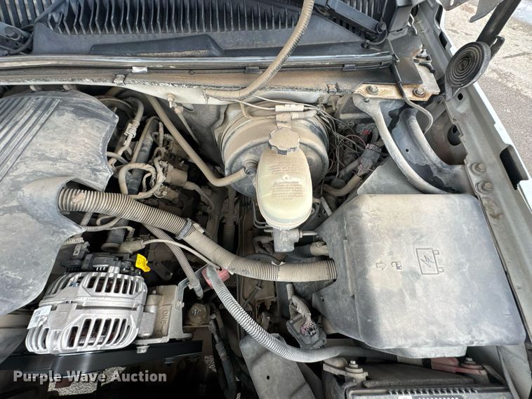 image for item DU9905 2005 Chevrolet Silverado 1500 Ext. Cab pickup truck