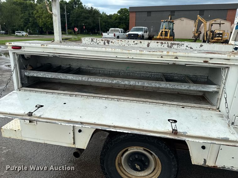 image for item DU9906 1990 Chevrolet C2500 utility bed pickup truck