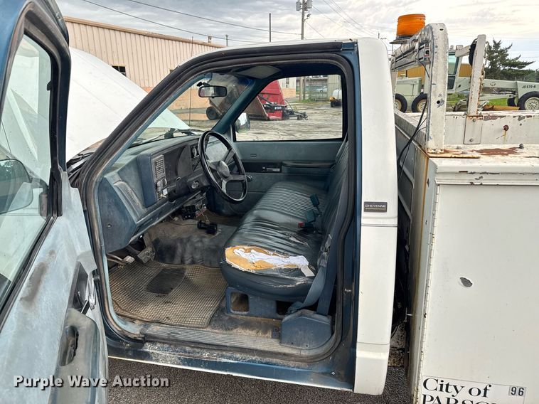 image for item DU9906 1990 Chevrolet C2500 utility bed pickup truck