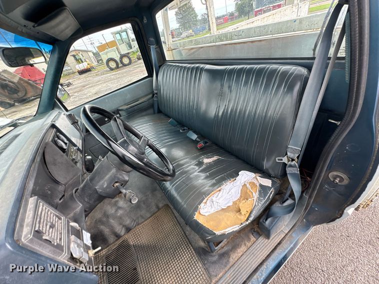 image for item DU9906 1990 Chevrolet C2500 utility bed pickup truck