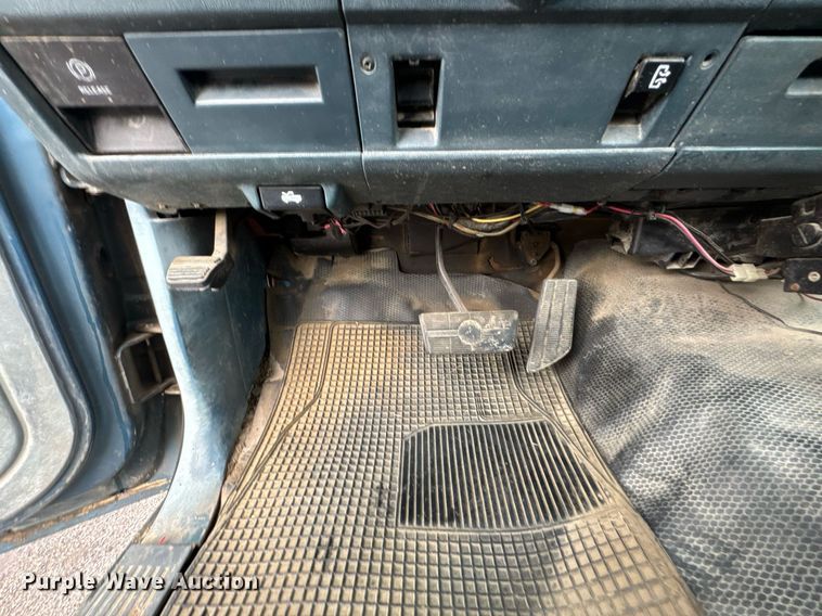 image for item DU9906 1990 Chevrolet C2500 utility bed pickup truck