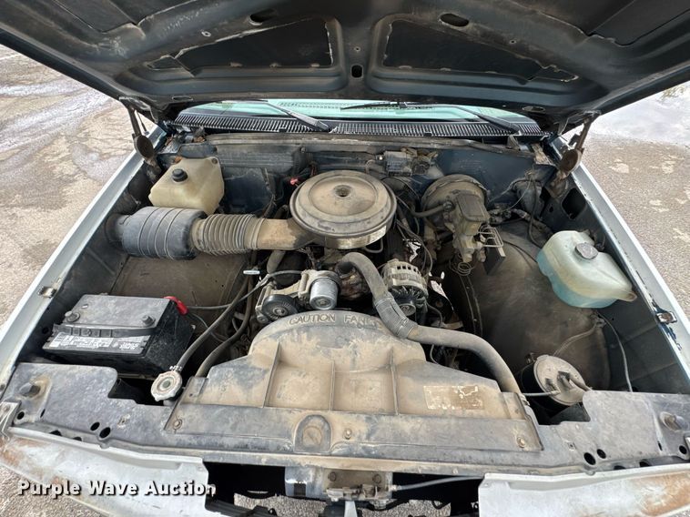 image for item DU9906 1990 Chevrolet C2500 utility bed pickup truck