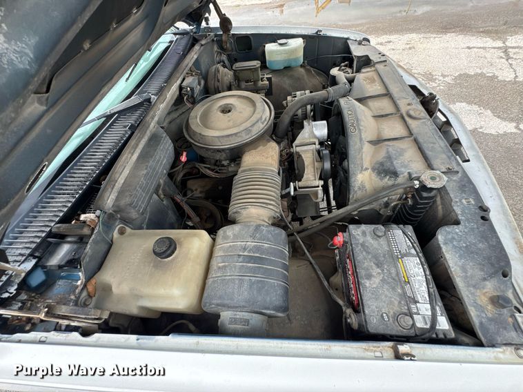 image for item DU9906 1990 Chevrolet C2500 utility bed pickup truck