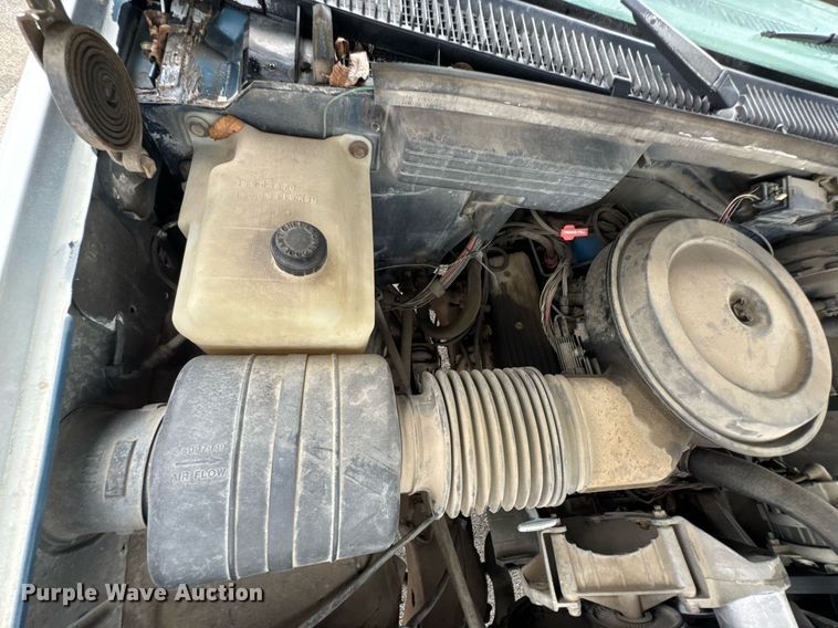 image for item DU9906 1990 Chevrolet C2500 utility bed pickup truck