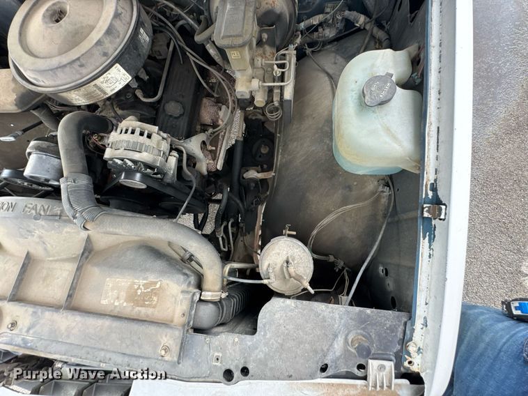 image for item DU9906 1990 Chevrolet C2500 utility bed pickup truck