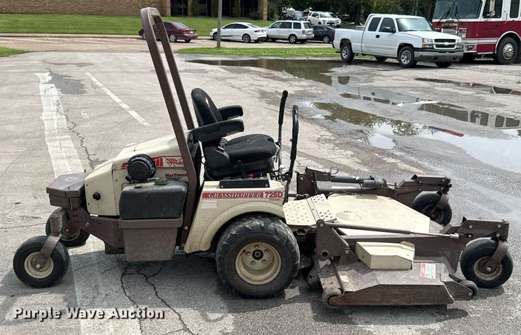 image for item DU9910 Grasshopper 725D ZTR lawn mower