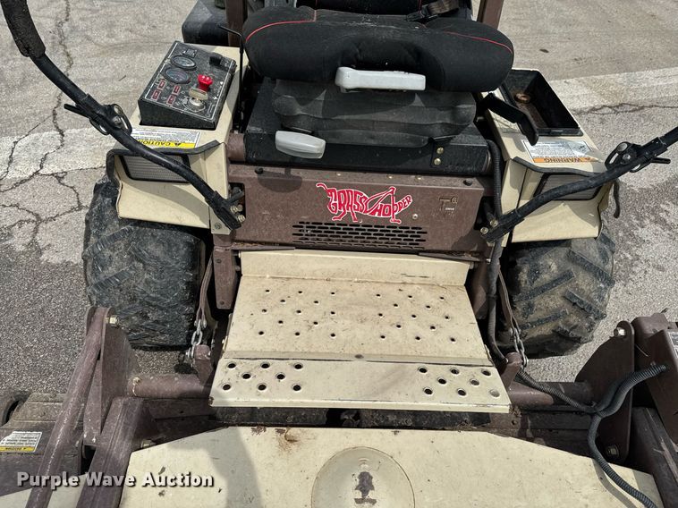 image for item DU9910 Grasshopper 725D ZTR lawn mower