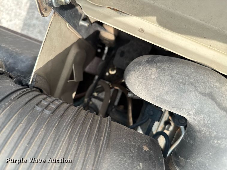 image for item DU9910 Grasshopper 725D ZTR lawn mower