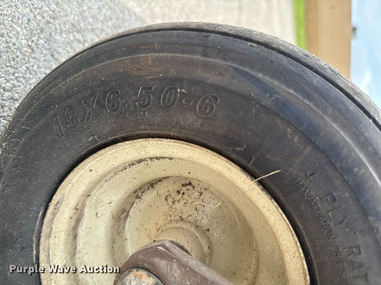 image for item DU9910 Grasshopper 725D ZTR lawn mower