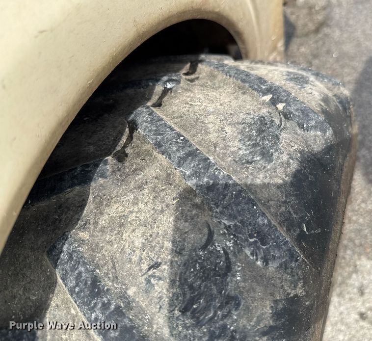 image for item DU9910 Grasshopper 725D ZTR lawn mower