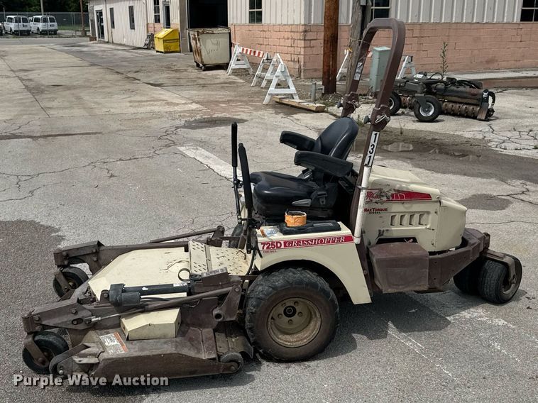 image for item DU9911 Grasshopper 725D ZTR lawn mower