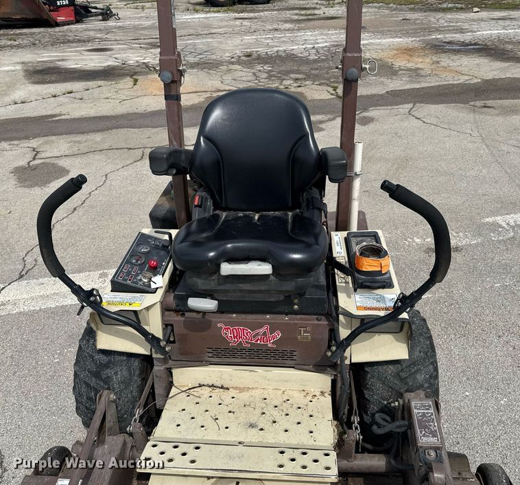 image for item DU9911 Grasshopper 725D ZTR lawn mower