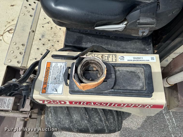 image for item DU9911 Grasshopper 725D ZTR lawn mower