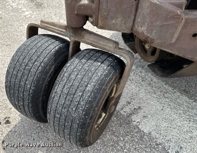 image for item DU9911 Grasshopper 725D ZTR lawn mower