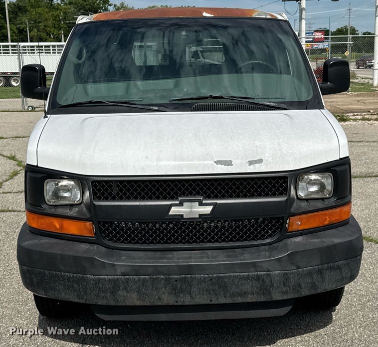 image for item DU9914 2008 Chevrolet Express G2500 van