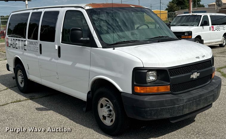 image for item DU9914 2008 Chevrolet Express G2500 van