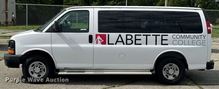image for item DU9914 2008 Chevrolet Express G2500 van