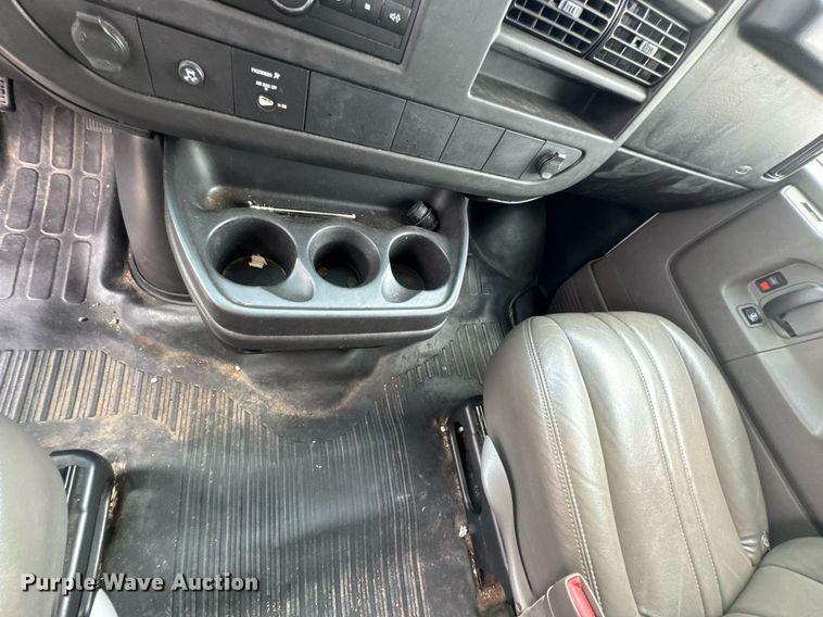 image for item DU9914 2008 Chevrolet Express G2500 van