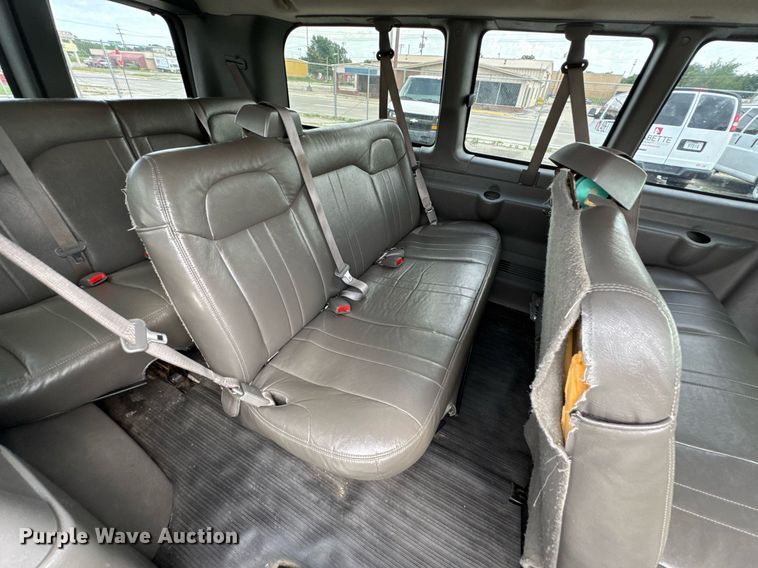 image for item DU9914 2008 Chevrolet Express G2500 van