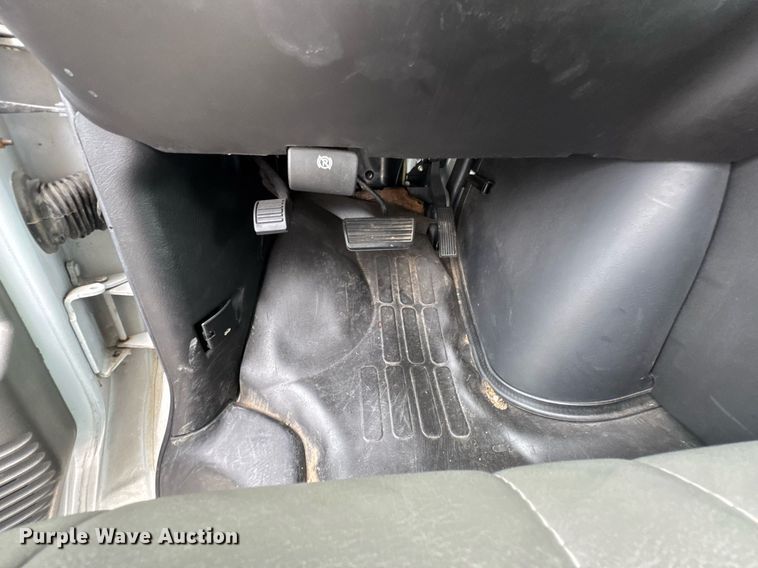 image for item DU9915 2007 Chevrolet Express G2500 van